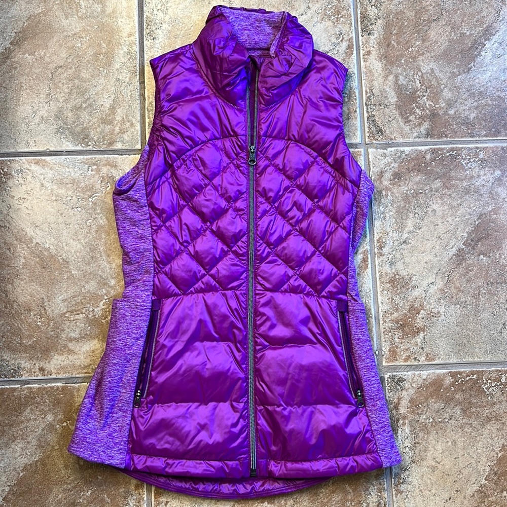 Lululemon Down for a Run Vest Perfect condition